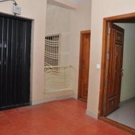 Windsor Service Apartment Salem Eksteriør bilde